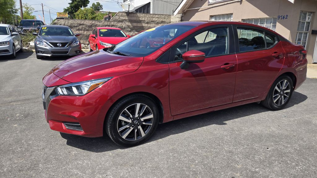 2021 Nissan Versa Image 2