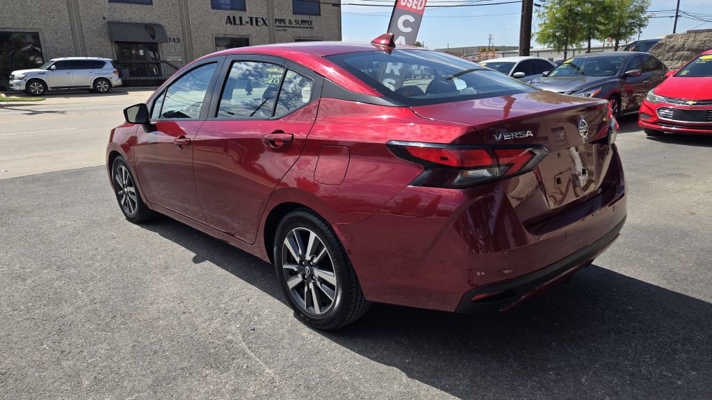 2021 Nissan Versa Image 5