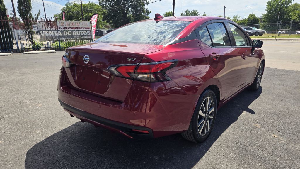 2021 Nissan Versa Image 6