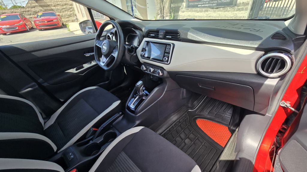 2021 Nissan Versa Image 18