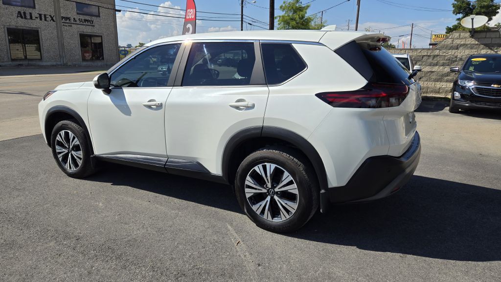 2023 Nissan Rogue Image 4