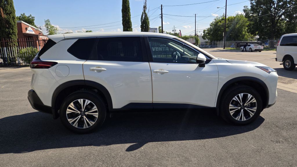 2023 Nissan Rogue Image 8