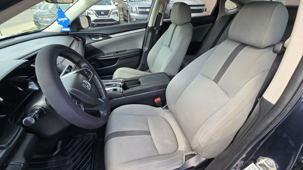 2017 Honda Civic Image 16
