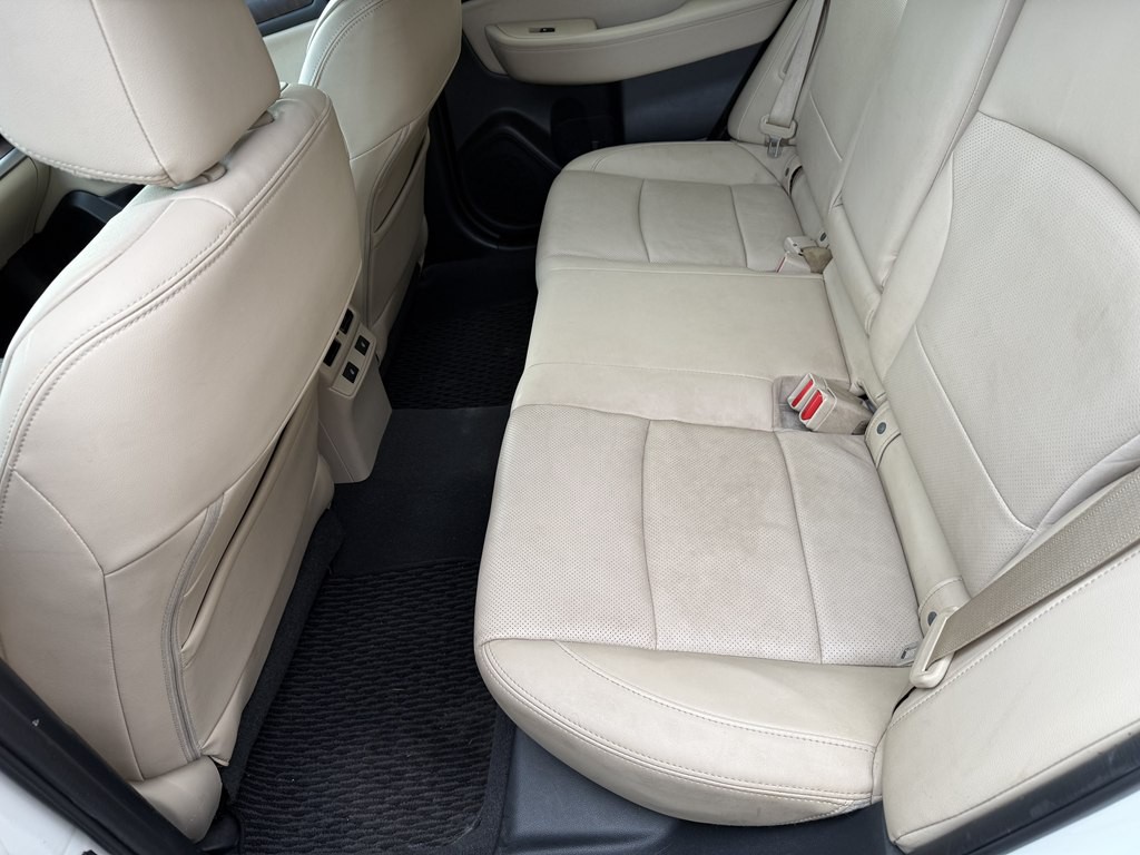 2015 Subaru Outback Image 14