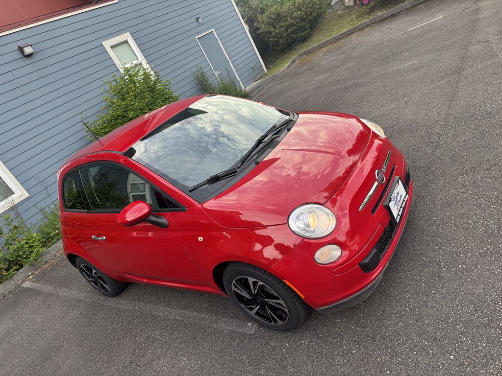 2015 FIAT 500 Image 3