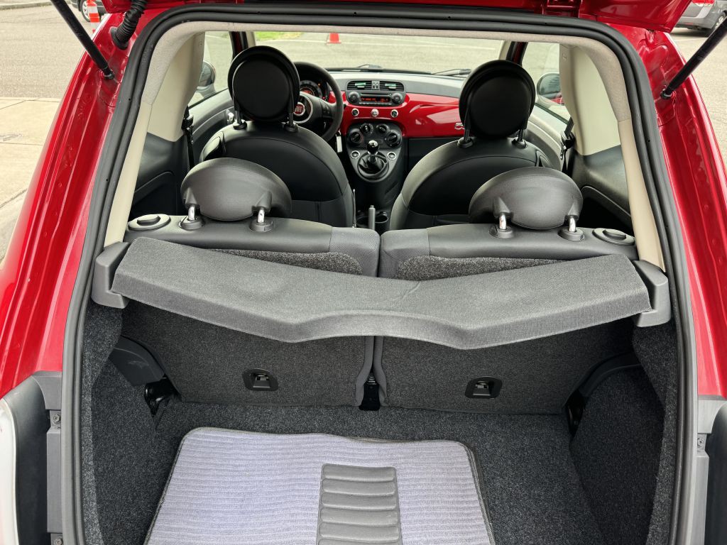 2015 FIAT 500 Image 19