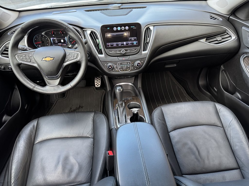 2017 Chevrolet Malibu Image 12