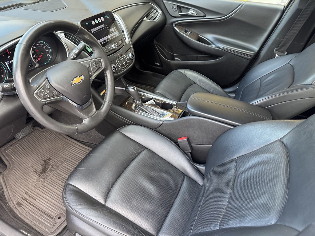 2017 Chevrolet Malibu Image 13