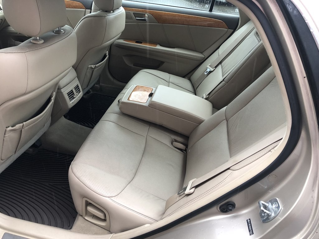 2006 Toyota Avalon Image 18
