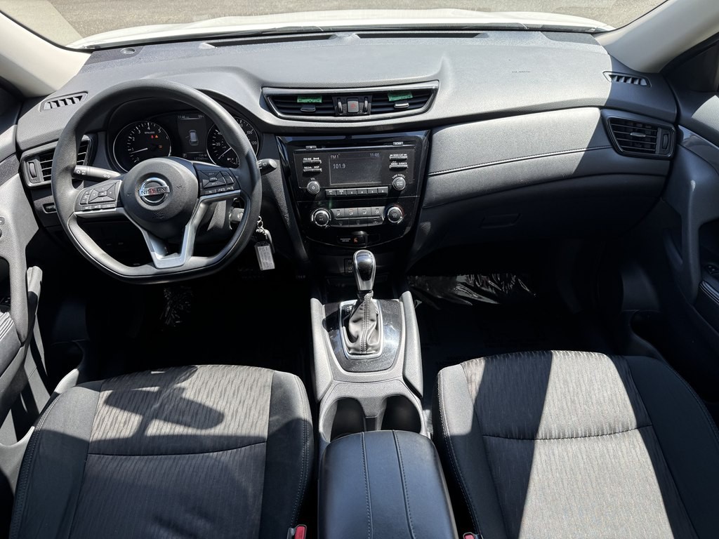 2017 Nissan Rogue Image 14