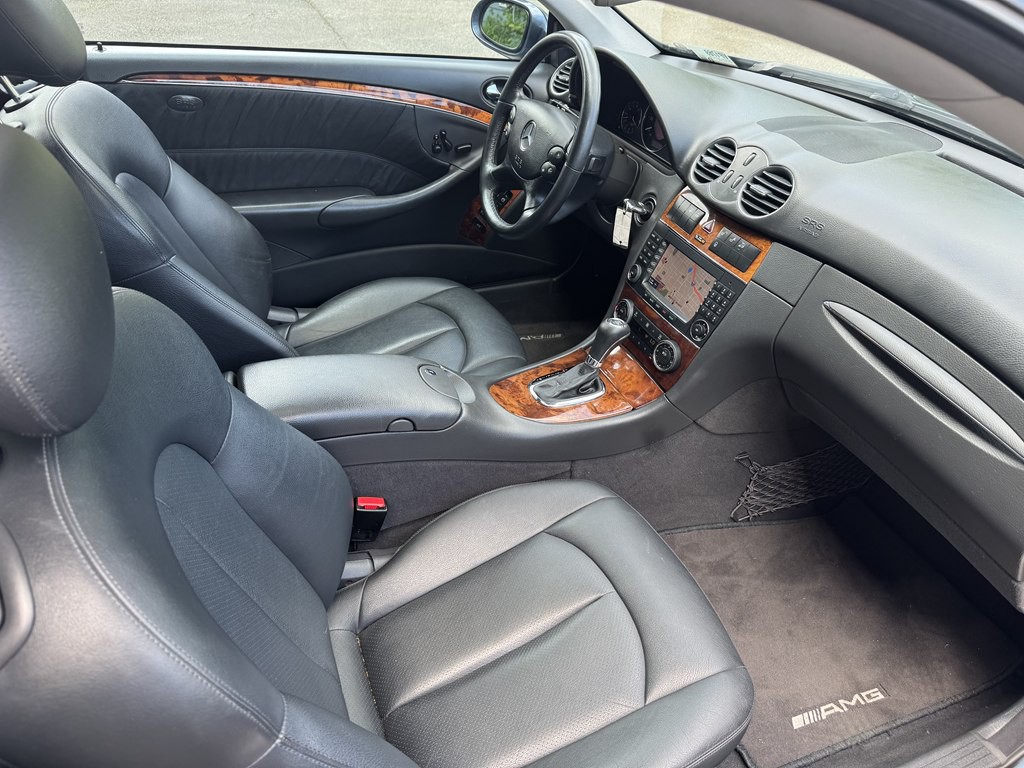 2005 Mercedes-Benz CLK-Class Image 17
