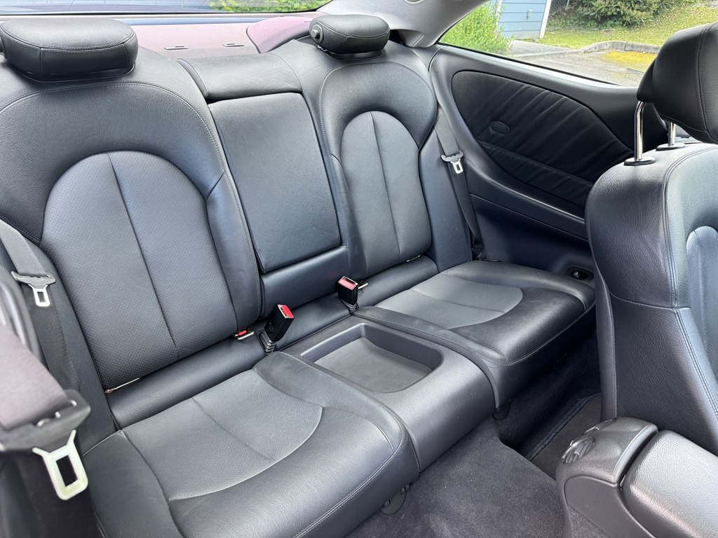2005 Mercedes-Benz CLK-Class Image 19