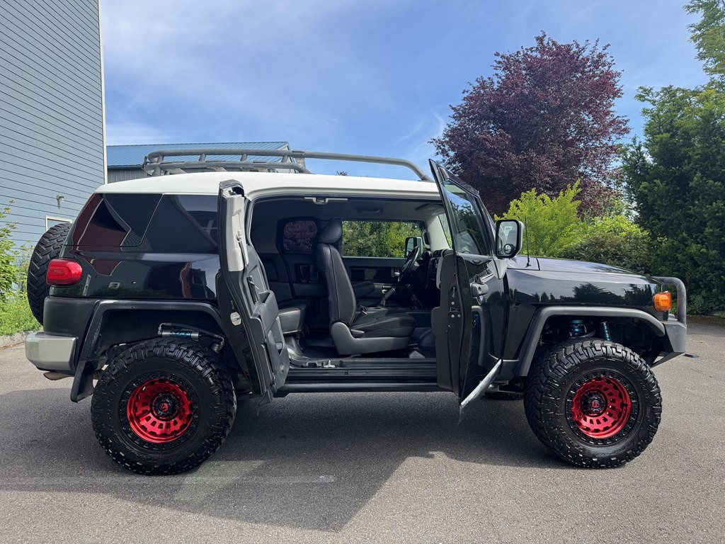 2007 Toyota FJ Cruiser Image 9