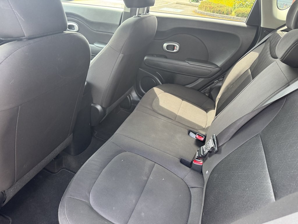 2016 Kia Soul Image 14