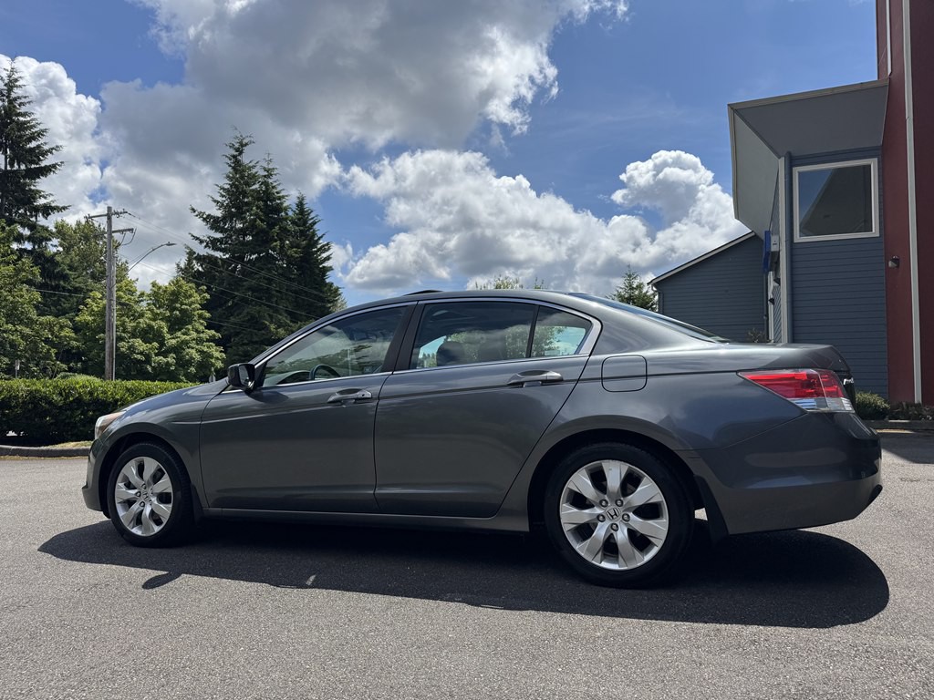 2010 Honda Accord Image 5
