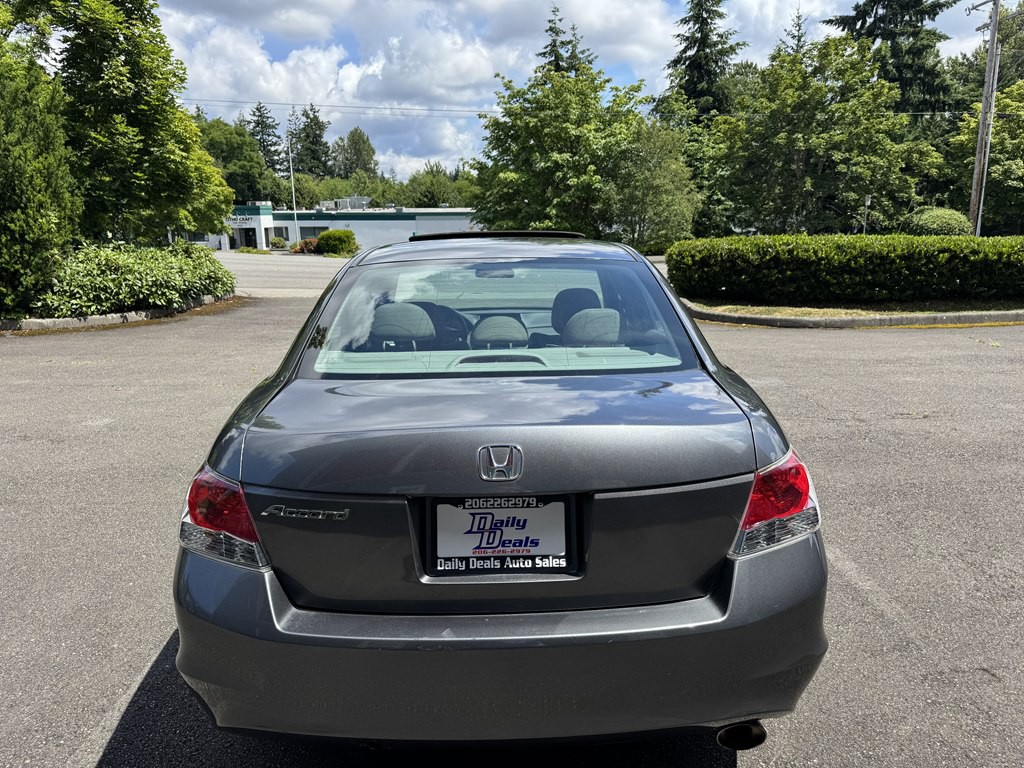 2010 Honda Accord Image 8