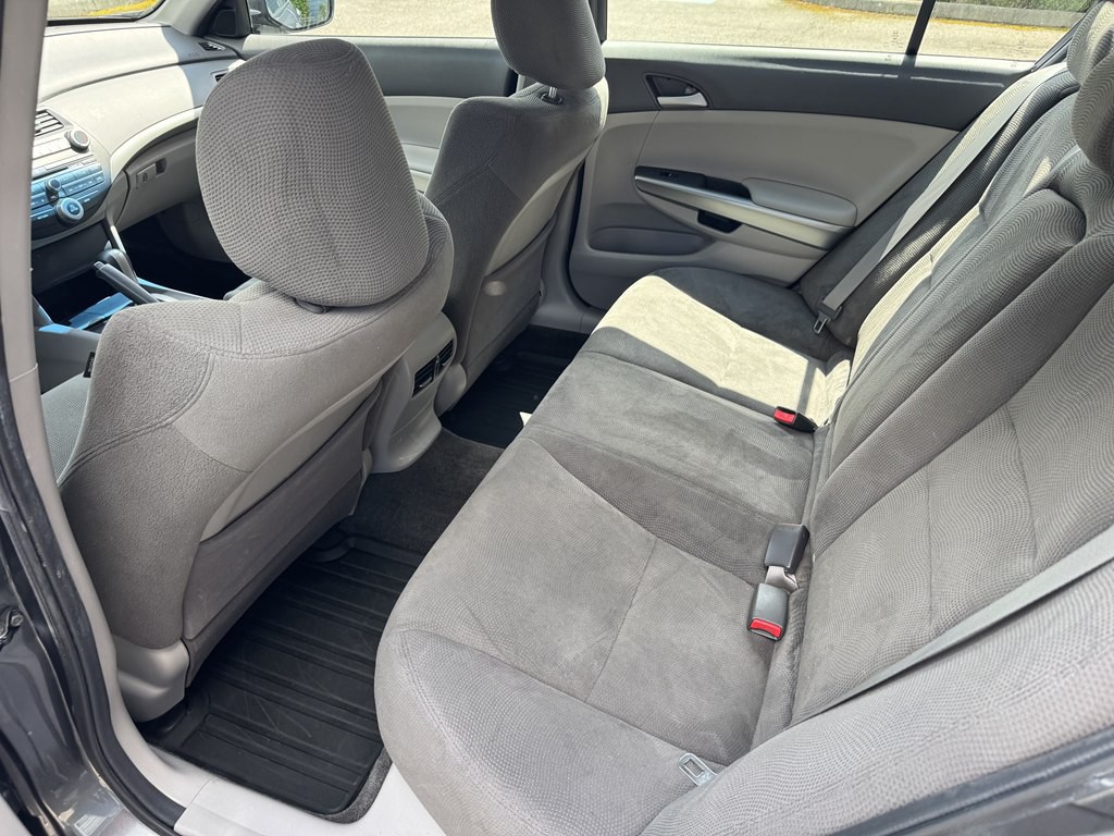 2010 Honda Accord Image 16