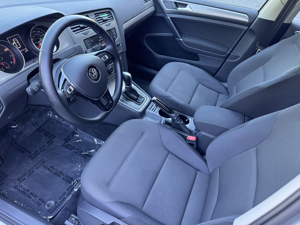 2017 Volkswagen Golf Image 15