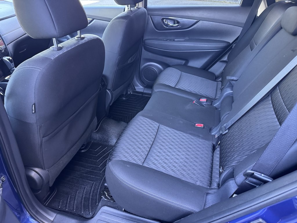 2019 Nissan Rogue Image 17