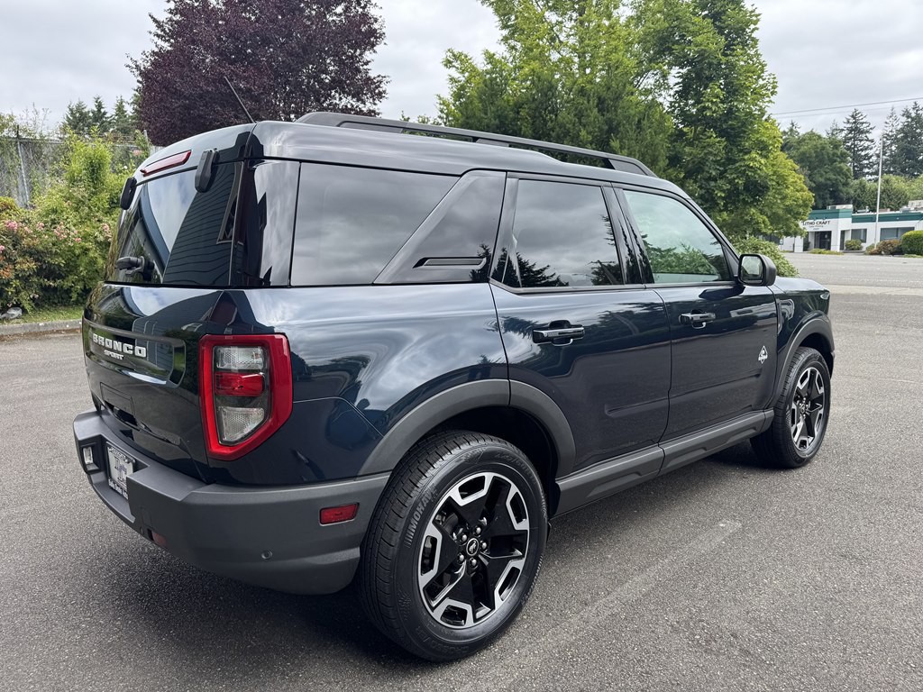 2021 Ford Bronco Image 6