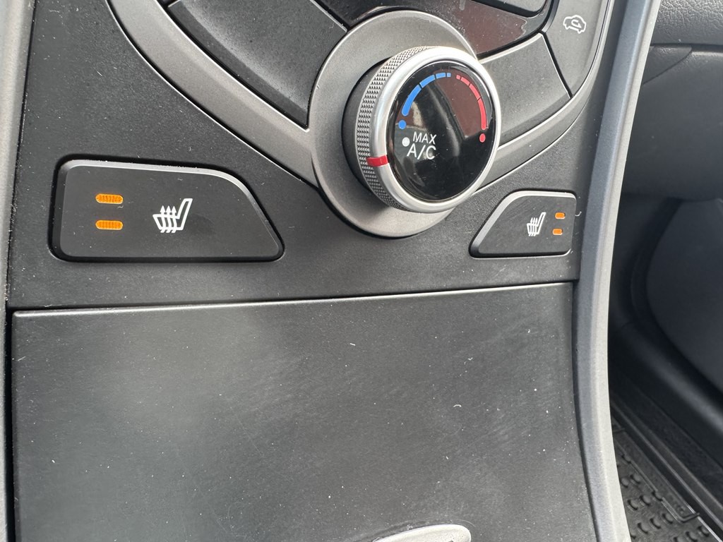 2015 Hyundai Elantra Image 19