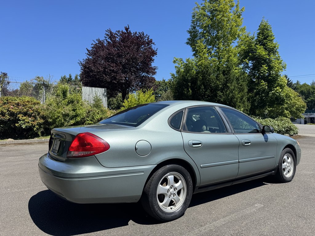 2006 Ford Taurus Image 3