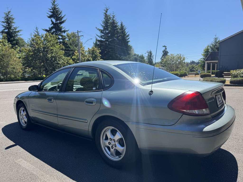 2006 Ford Taurus Image 6