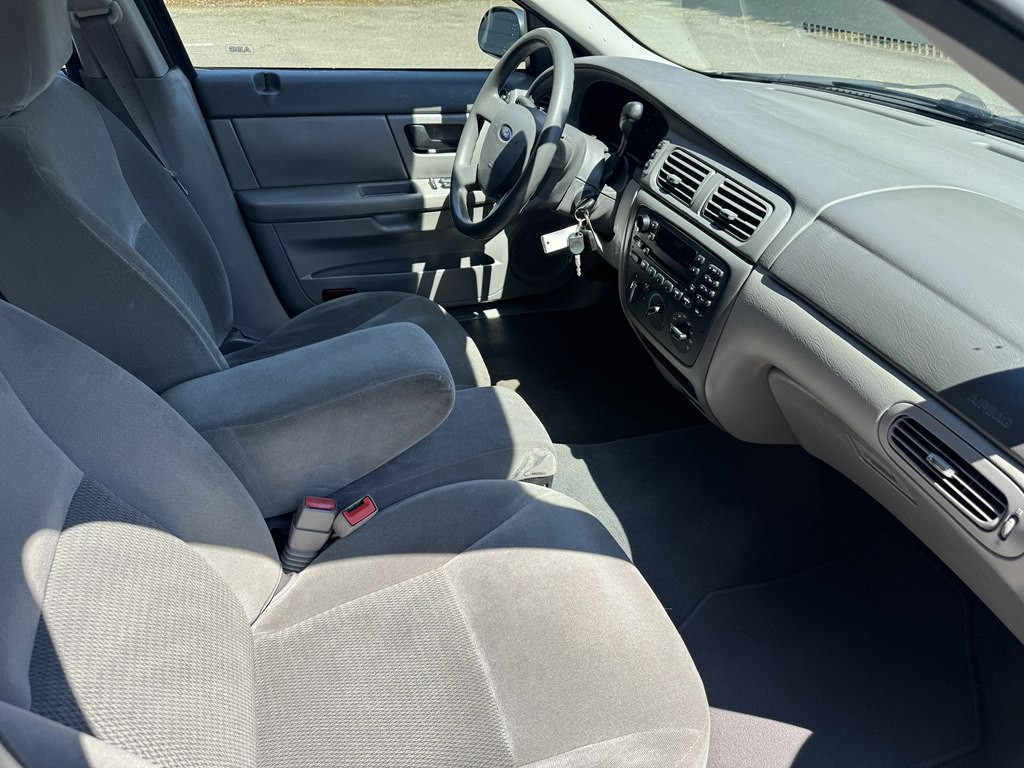 2006 Ford Taurus Image 15