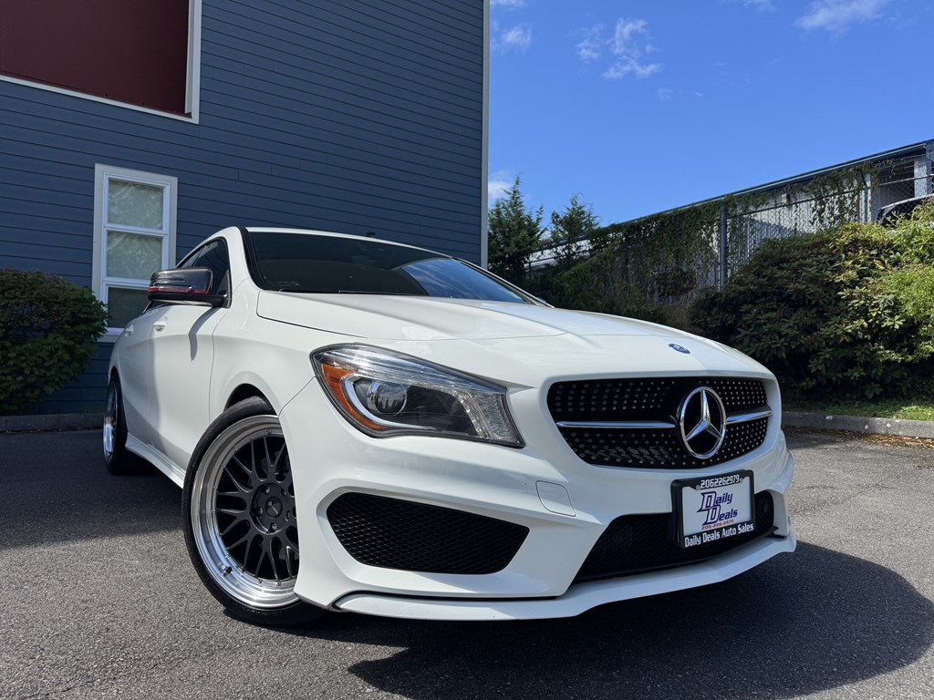 2016 Mercedes-Benz CLA-Class Image 1
