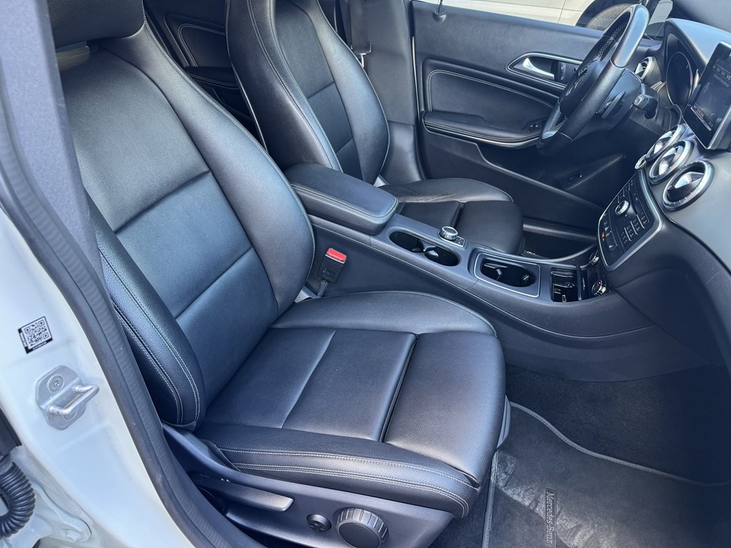 2016 Mercedes-Benz CLA-Class Image 19