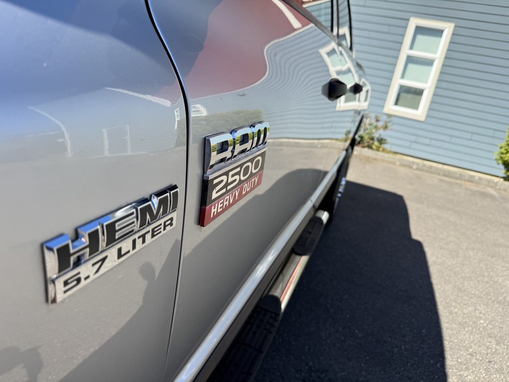 2007 Dodge Ram 2500 Image 13