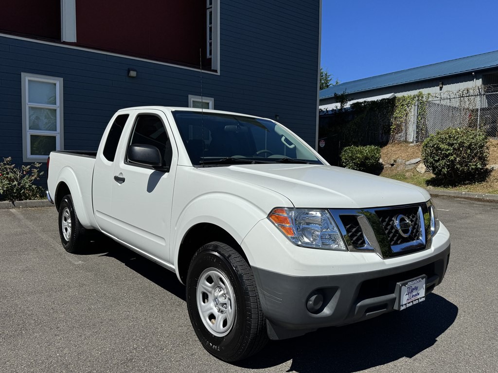 2015 Nissan Frontier Image 5