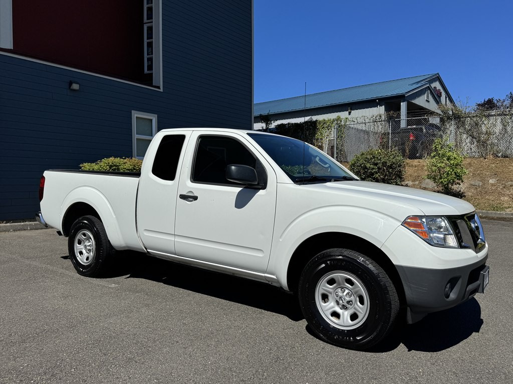 2015 Nissan Frontier Image 6