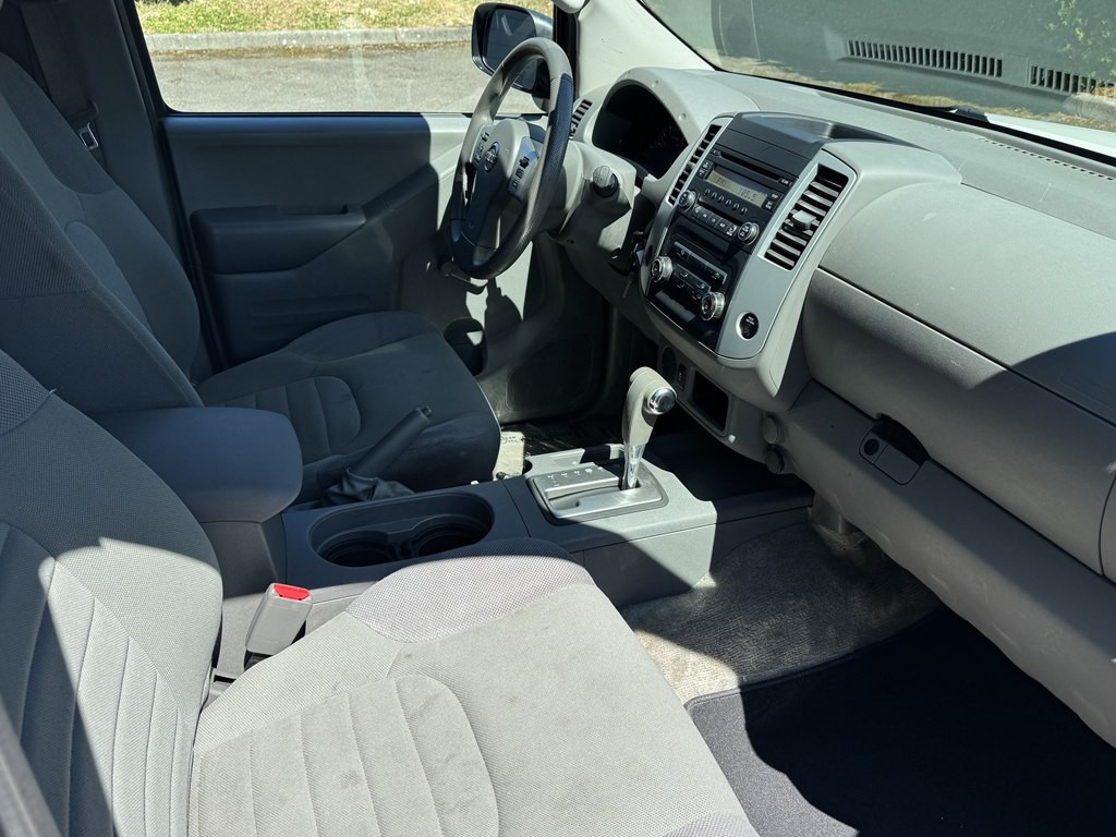 2015 Nissan Frontier Image 14