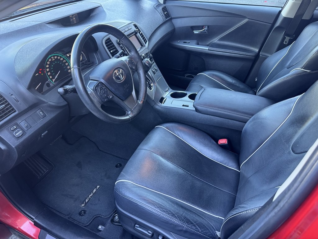 2013 Toyota Venza Image 15