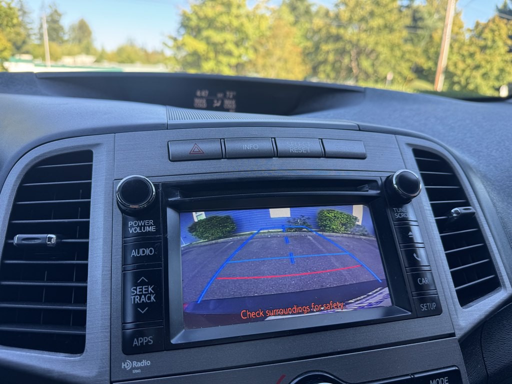 2013 Toyota Venza Image 19