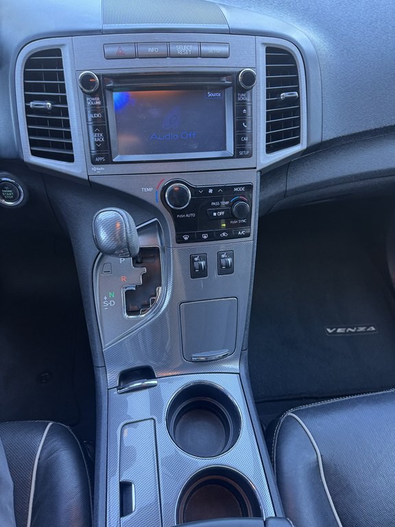 2013 Toyota Venza Image 23