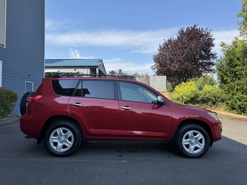 2010 Toyota Rav4 Image 2