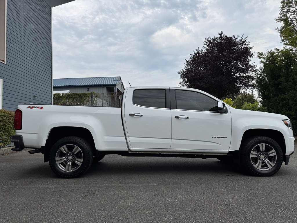 2016 Chevrolet Colorado Image 2