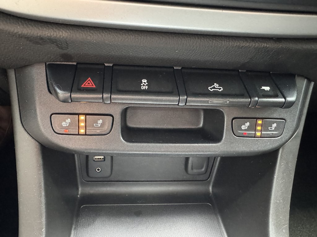 2016 Chevrolet Colorado Image 21