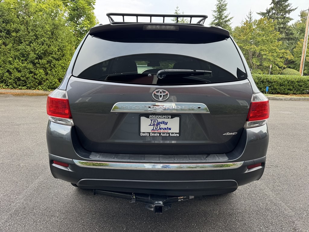 2013 Toyota Highlander Image 8