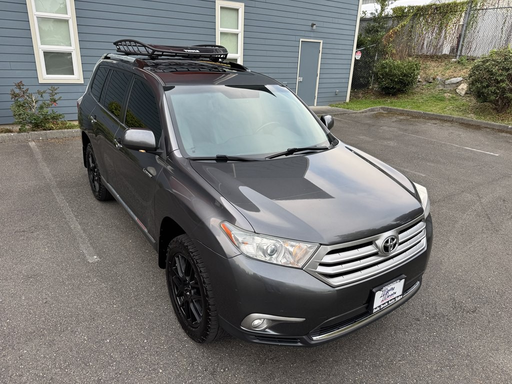 2013 Toyota Highlander Image 10