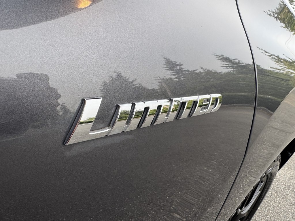 2013 Toyota Highlander Image 13