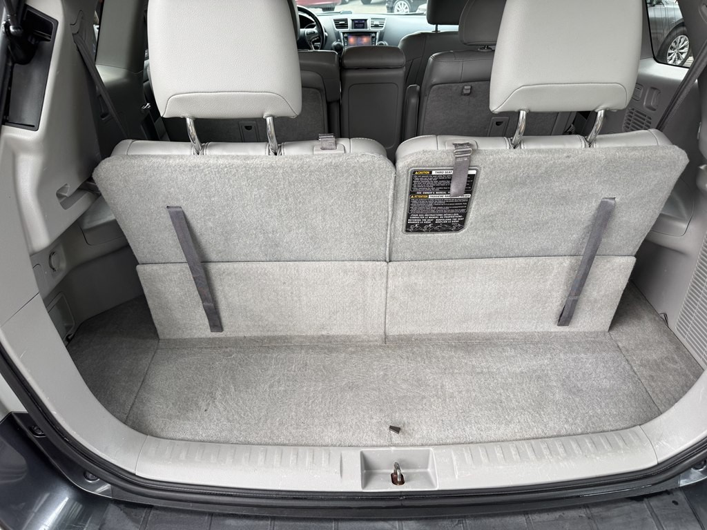 2013 Toyota Highlander Image 21
