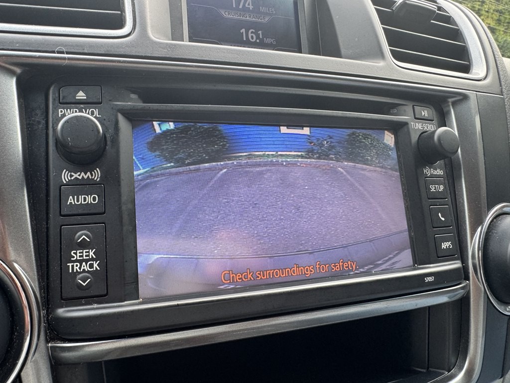 2013 Toyota Highlander Image 29