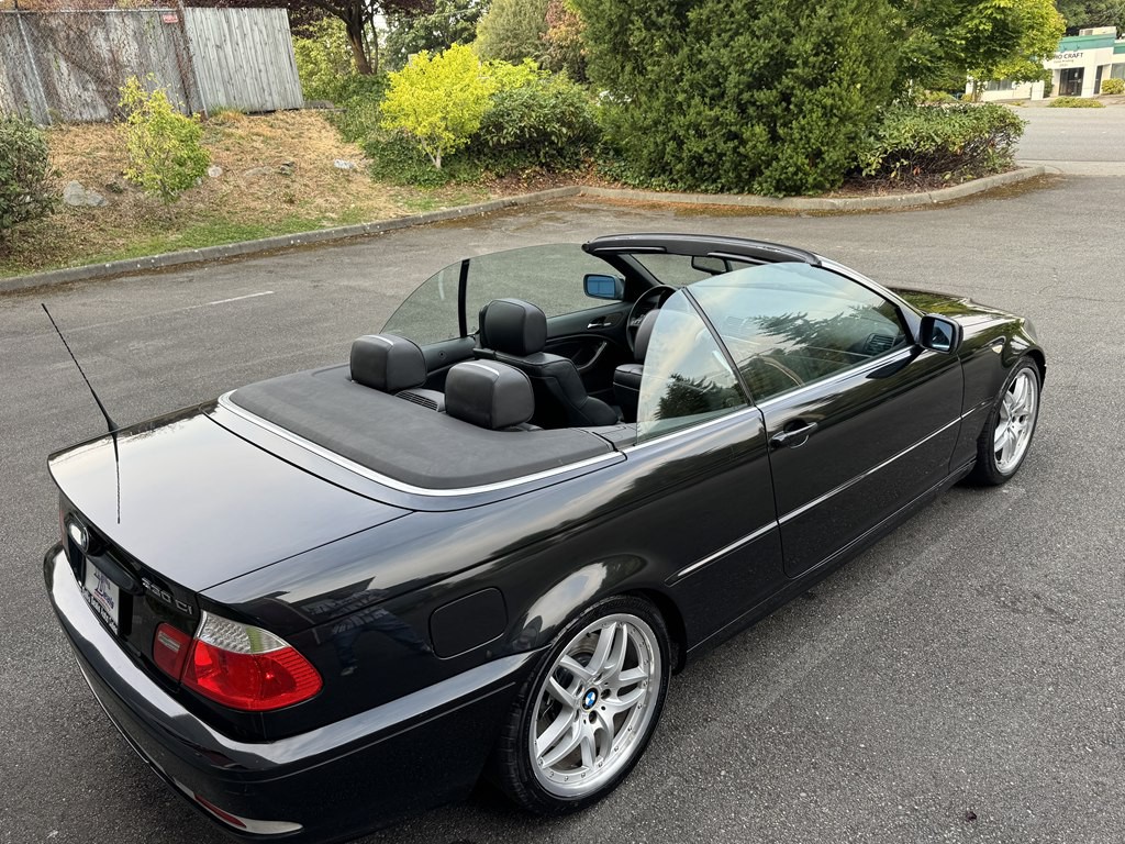 2005 BMW 3 Series Image 14
