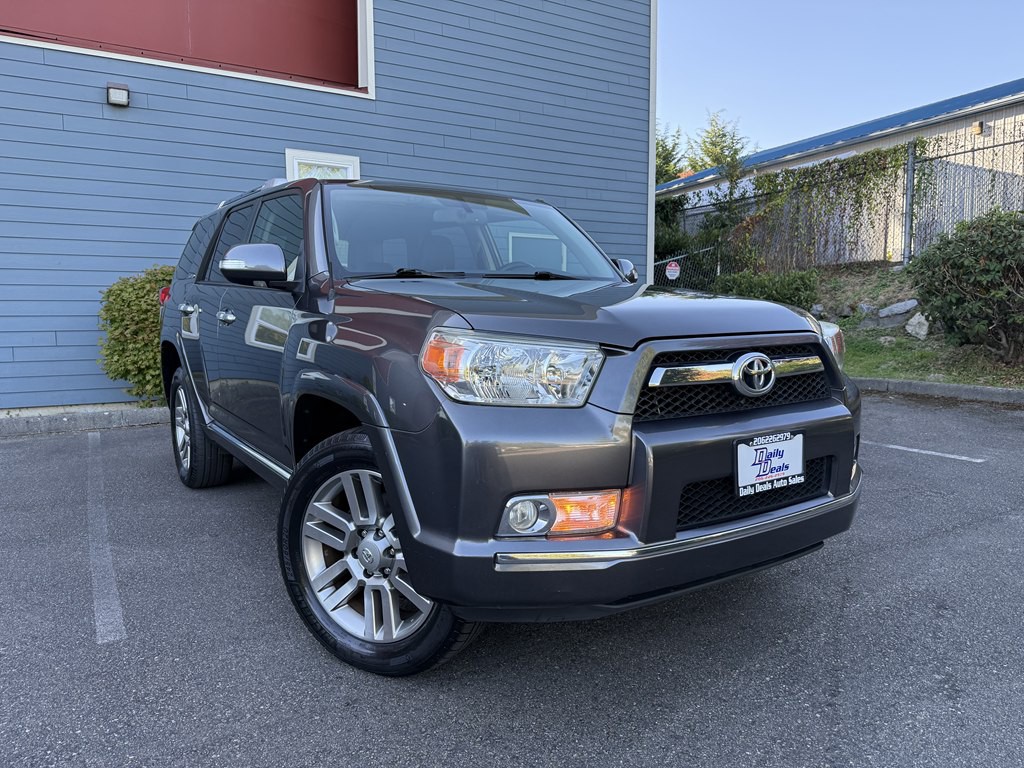 2010 Toyota 4Runner Image 1