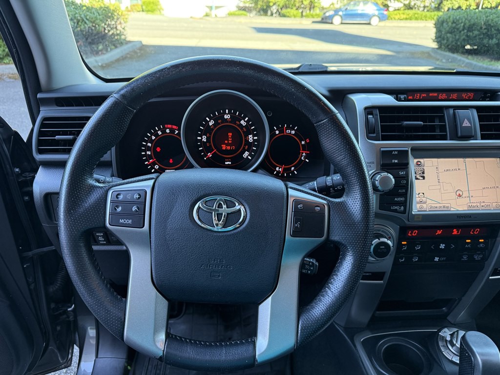 2010 Toyota 4Runner Image 11