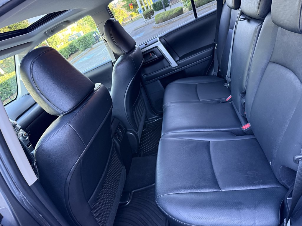 2010 Toyota 4Runner Image 15