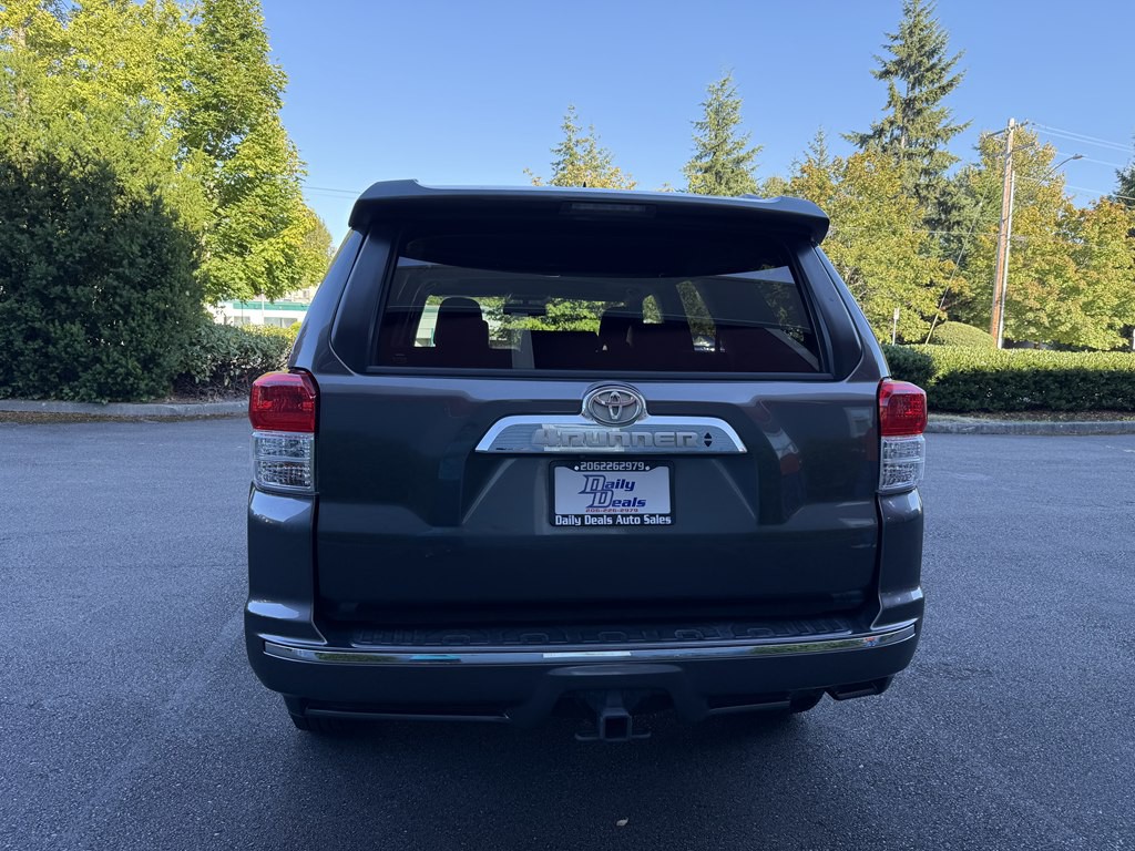 2010 Toyota 4Runner Image 8